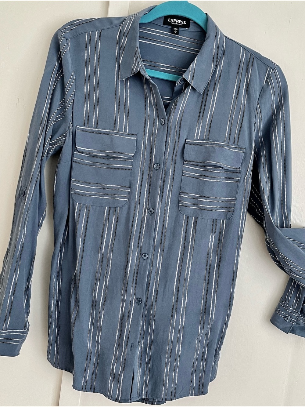 New EXPRESS CITY Button Down Shirt Medium